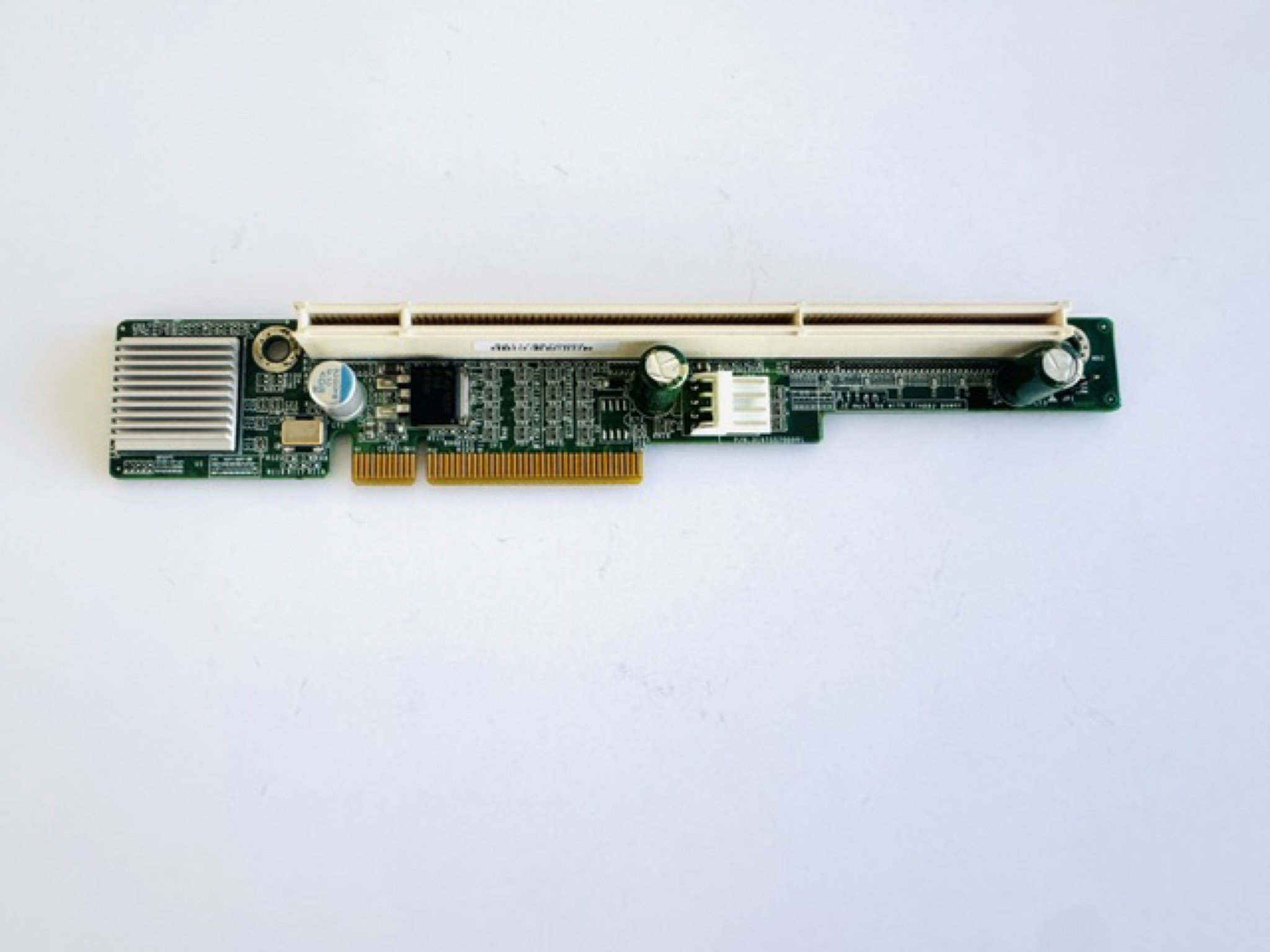 ARC1-601A · 1-slot PCIe x8 to PCI-X 64-bit bridge riser