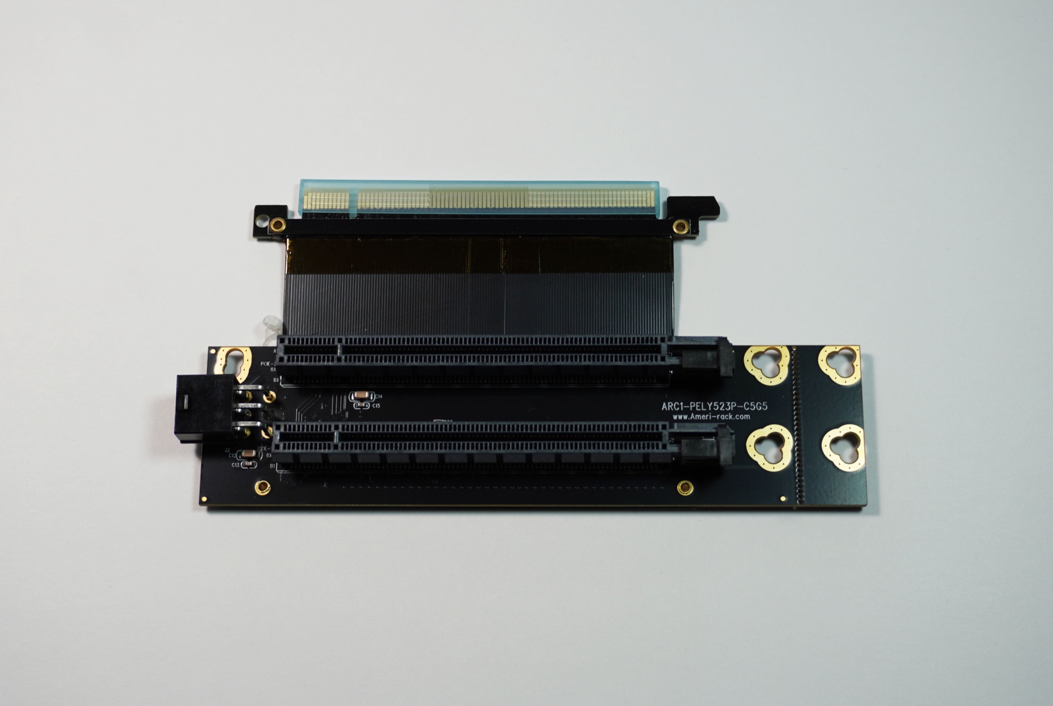 ARC1-PELY523P-C5G5 · PCIe x16 Gen4 bifurcated flexible riser, 6 cm ribbon