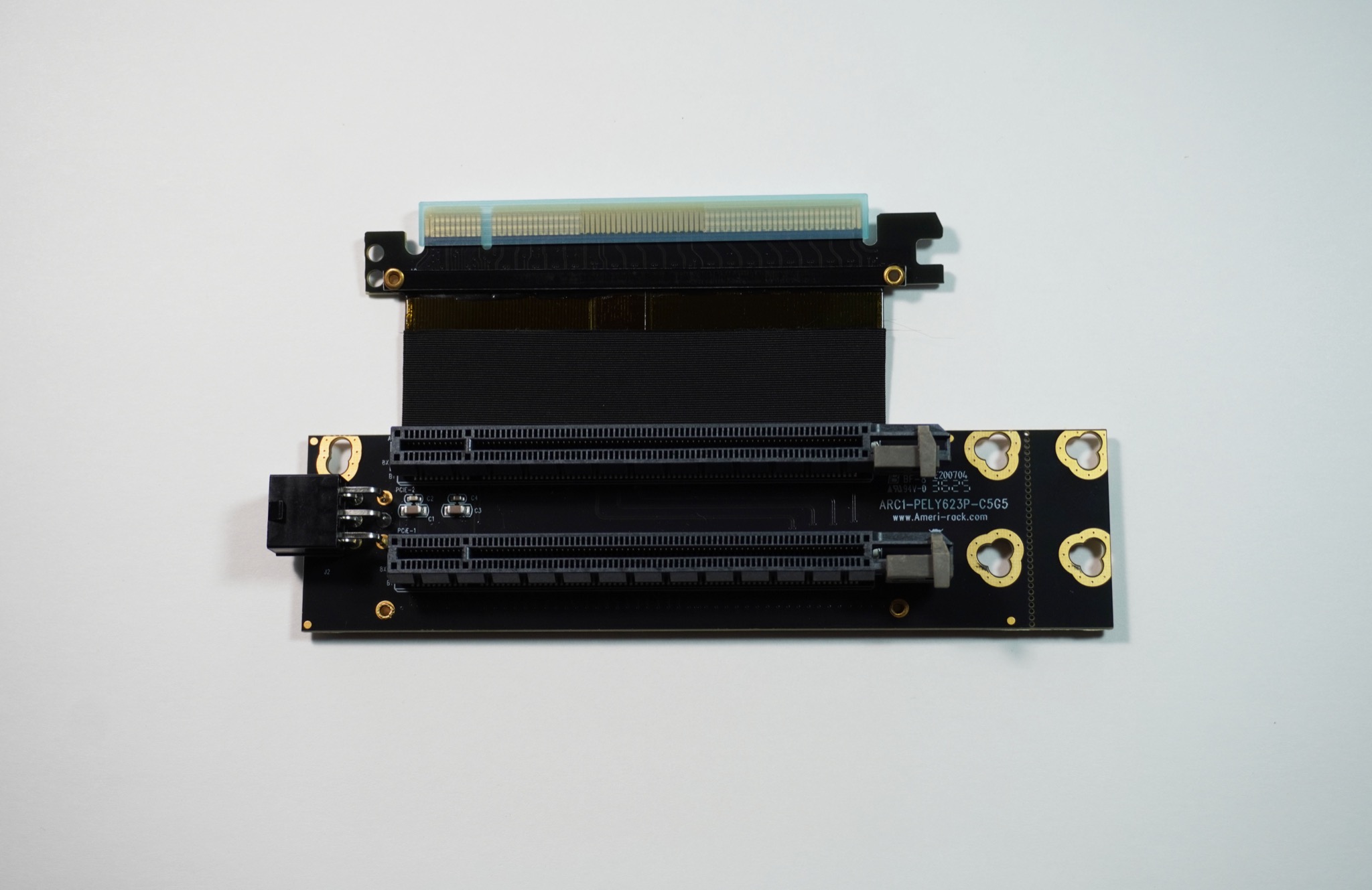 ARC1-PELY523P-C6G5 · PCIe x16 Gen4 bifurcated flexible riser, 16.6 mm gold fingers