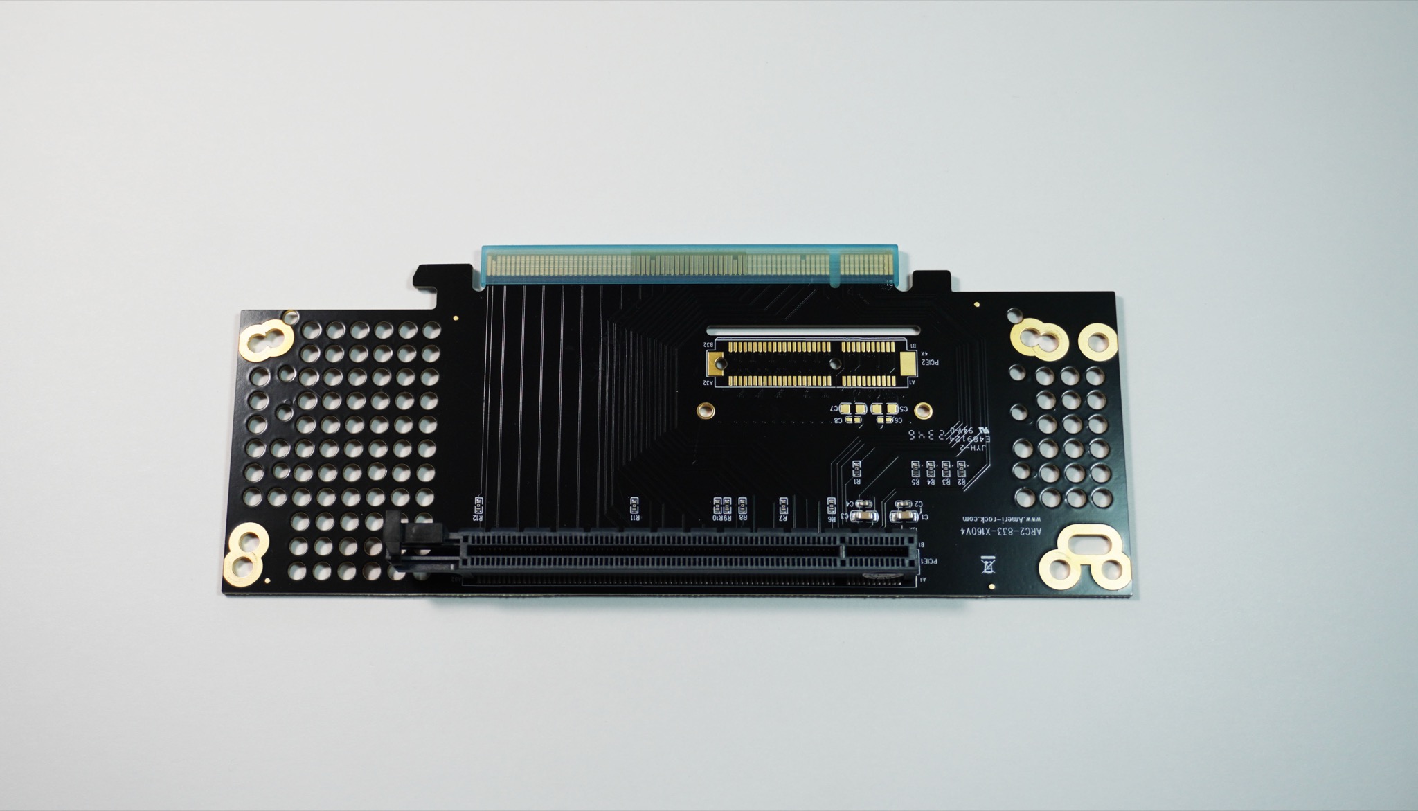 ARC2-833-X160V4 · 2U 1-slot PCIe x16 Gen4 fixed riser