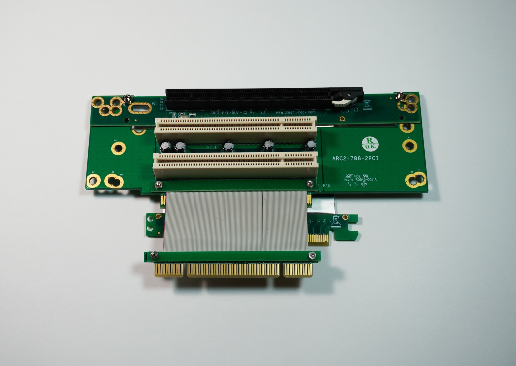 ARC2-898-X162P3C3 · 2U combo riser, PCIe x16 with two PCI-32 slots