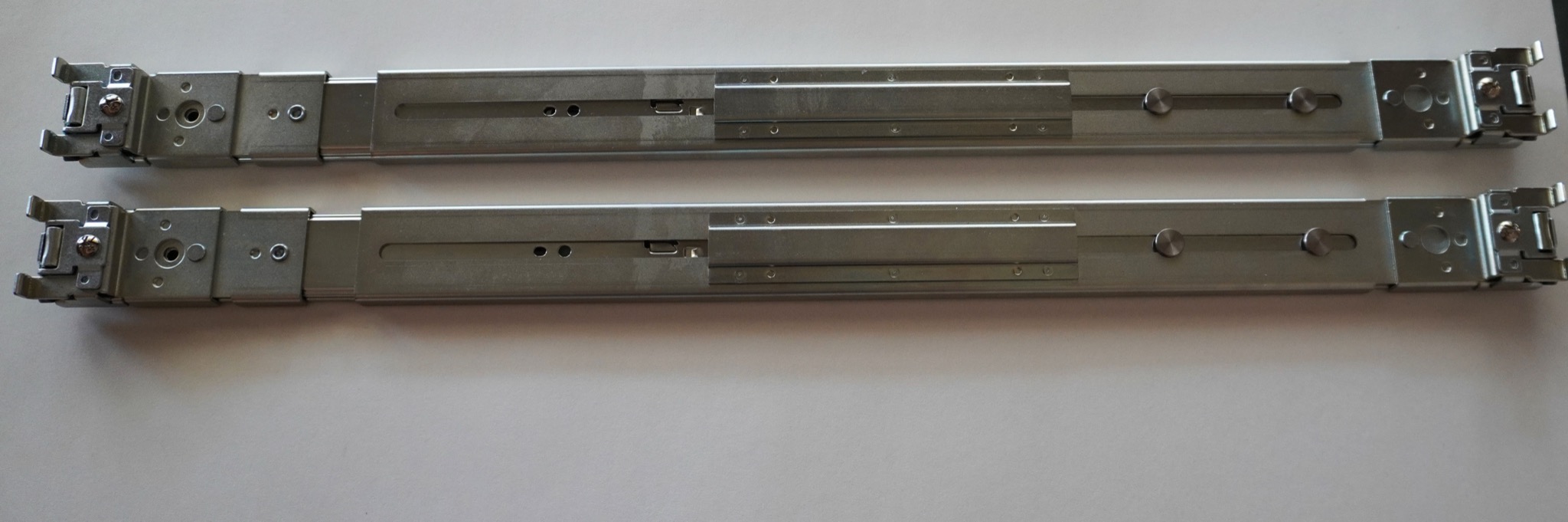 ASL-2209DS30 · K&V 22 in tool-less 3-section ball-bearing rail, 597.5 mm inner