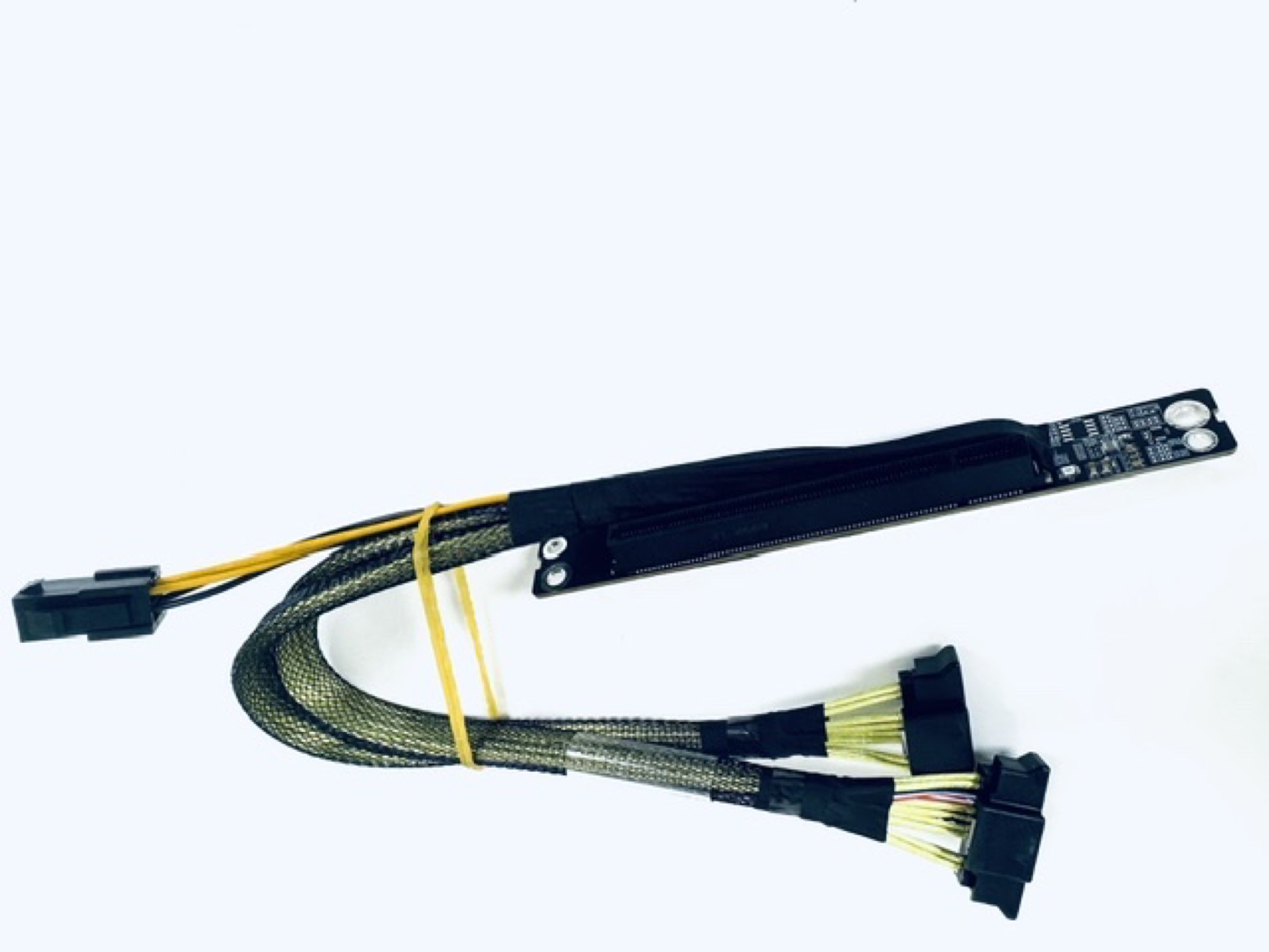 CBL-MT21A2X8MX16F-C50 · MCIO cable riser